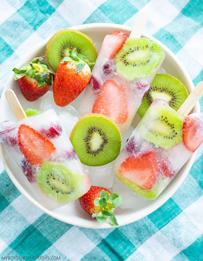 strawberry kiwi fruit popsicles